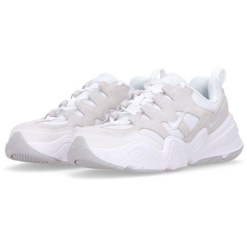 Baskets basses Nike Tech Hera - Nike - Modalova