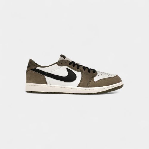 Baskets basses Jordan 1 Retro Low OG Medium Olive - Nike - Modalova