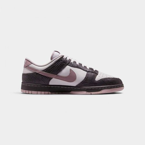 Baskets basses Nike Dunk Low Se - Nike - Modalova