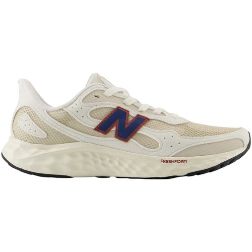 Baskets basses Arishi V4 - New Balance - Modalova