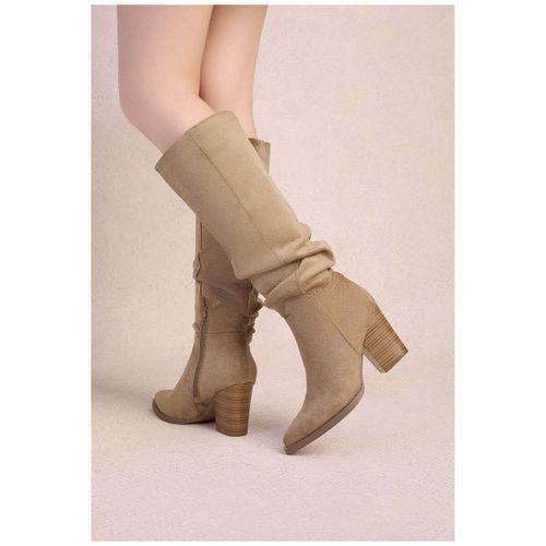 Bottes Bottes bout pointu effet plissé à talon bloc - taupe - Vera Collection - Modalova