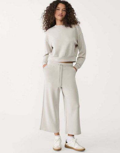 Jupe-culotte en tissu doux - Gris Gris M female - Stradivarius - Modalova