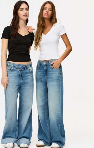 Pull & Bear - Lot de 2 t-shirts col V - Blanc/noir-Multicolore Multicolore S female - Pull&bear - Modalova