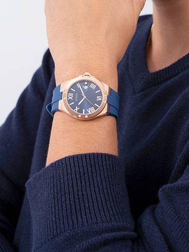 Montre Avec Dateur Silicone - Guess - Modalova