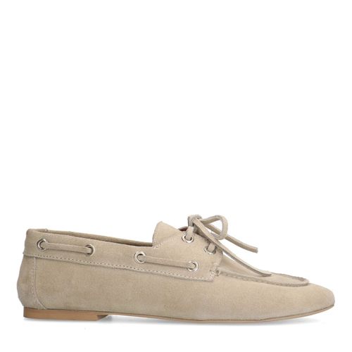 Chaussures bateau en daim - taupe - Sacha - Modalova