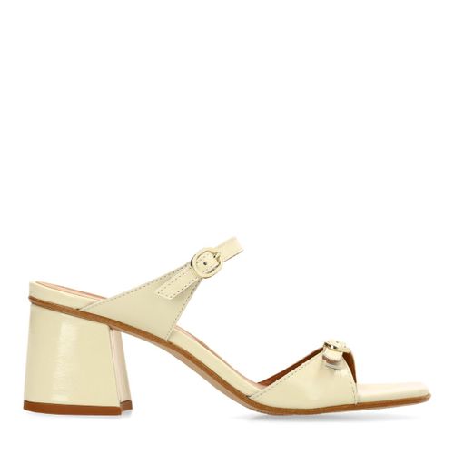 Sandales à talon en cuir verni - jaune - Sacha - Modalova