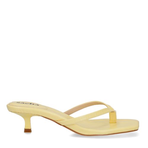 Claquettes à talon avec imprimé croco - jaune - Sacha - Modalova