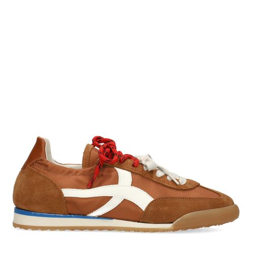 Baskets en daim avec double lacets - marron - Sacha - Modalova