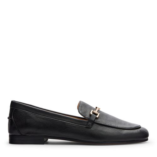 Mocassins en cuir avec chaîne - noir - Sacha - Modalova