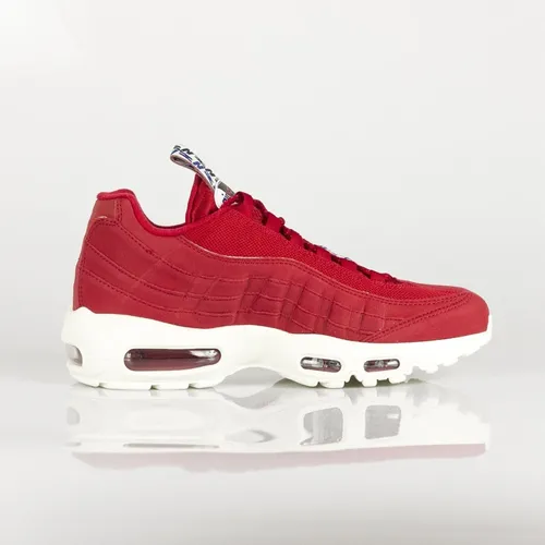 Nike - Shoes > Sneakers - Red - Nike - Modalova
