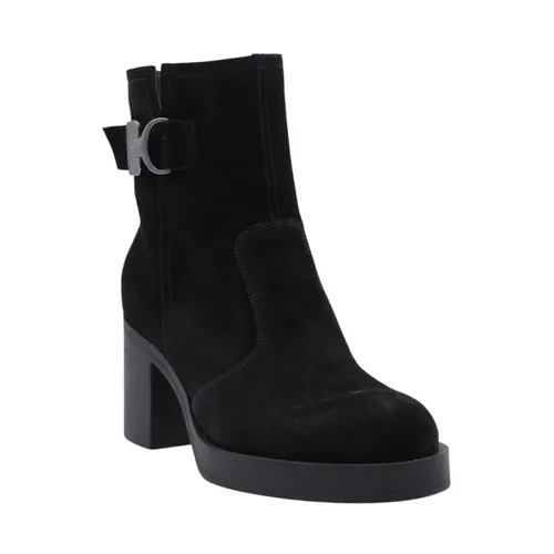 Shoes > Boots > Heeled Boots - - Nerogiardini - Modalova