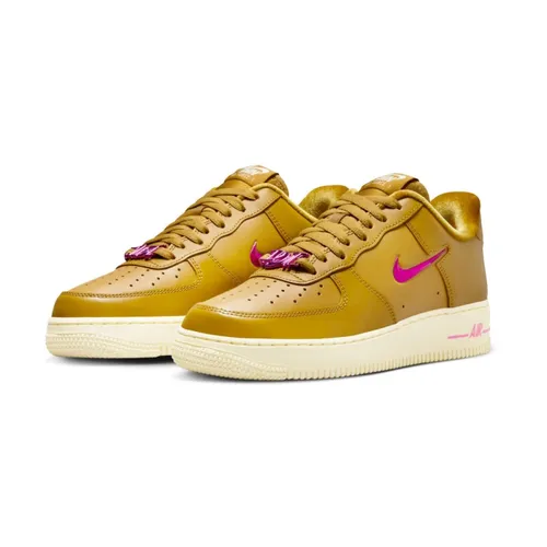 Nike - Shoes > Sneakers - Brown - Nike - Modalova