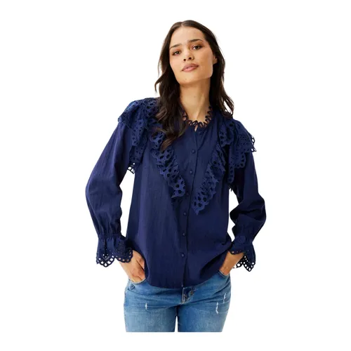 Blouses & Shirts > Shirts - - IN Front - Modalova
