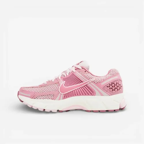 Nike - Shoes > Sneakers - Pink - Nike - Modalova
