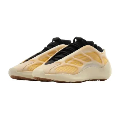 Yeezy - Shoes > Sneakers - Yellow - Yeezy - Modalova