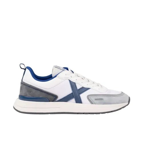 Shoes > Sneakers - - Munich - Modalova