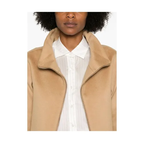 Coats > Single-Breasted Coats - - Herno - Modalova