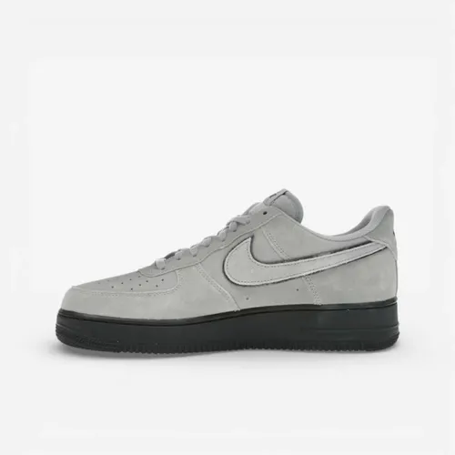 Nike - Shoes > Sneakers - Gray - Nike - Modalova