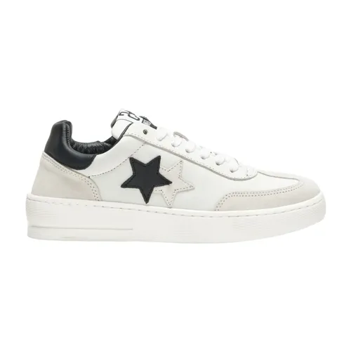 Star - Shoes > Sneakers - White - 2Star - Modalova