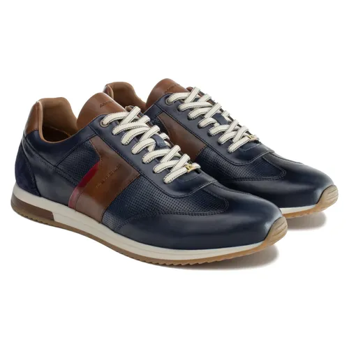Shoes > Sneakers - - Ambitious - Modalova