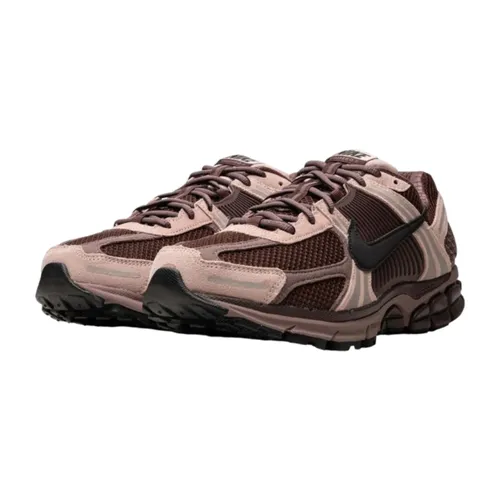 Nike - Shoes > Sneakers - Brown - Nike - Modalova