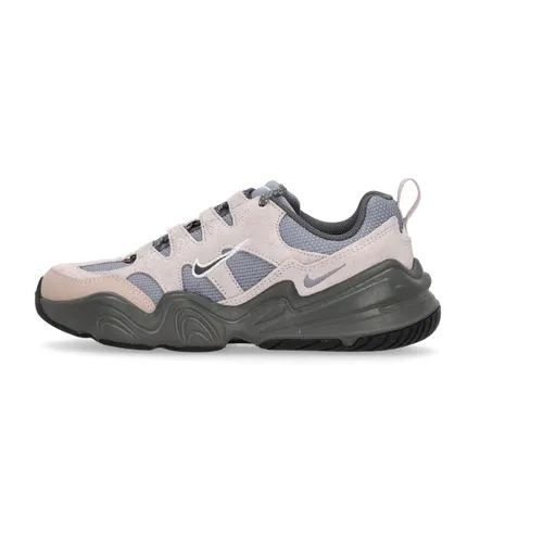 Nike - Shoes > Sneakers - Gray - Nike - Modalova