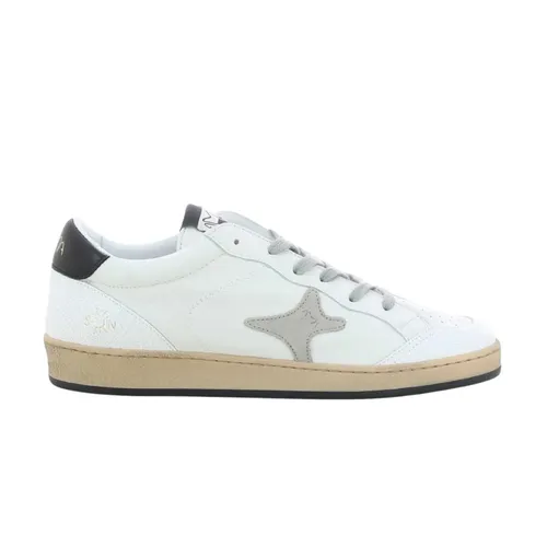 Shoes > Sneakers - - Ama Brand - Modalova