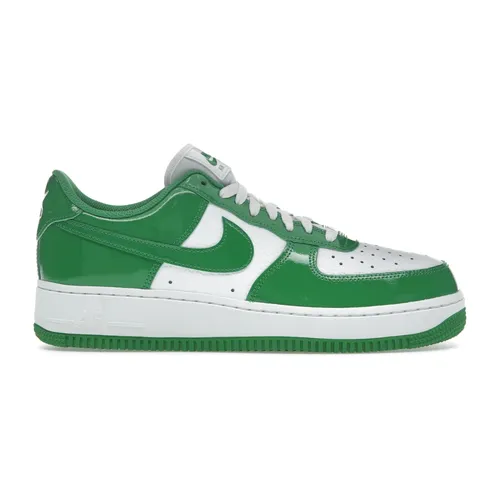 Nike - Shoes > Sneakers - Green - Nike - Modalova
