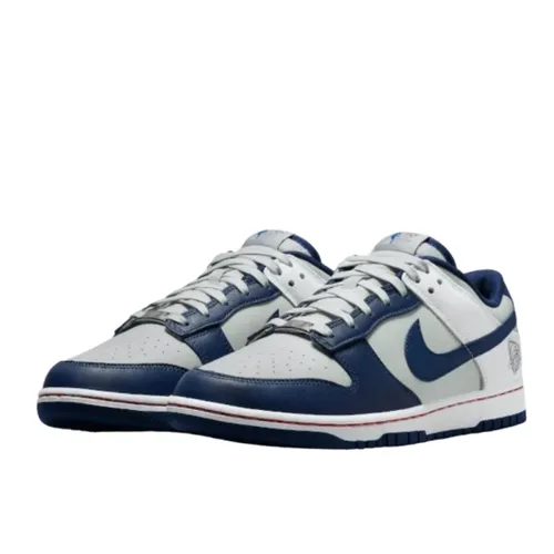 Nike - Shoes > Sneakers - Blue - Nike - Modalova