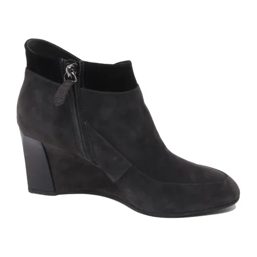 Shoes > Heels > Wedges - - Tod's - Modalova