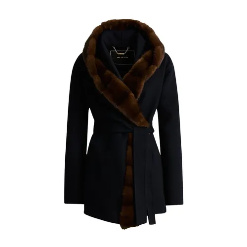 Coats > Belted Coats - - Kiton - Modalova