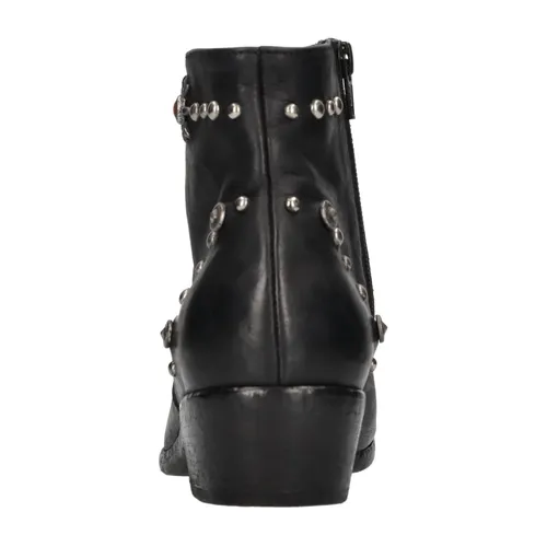 Shoes > Boots > Cowboy Boots - - Strategia - Modalova