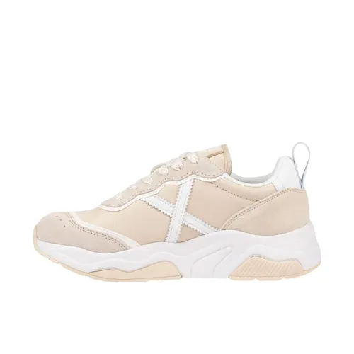 Munich - Shoes > Sneakers - Beige - Munich - Modalova