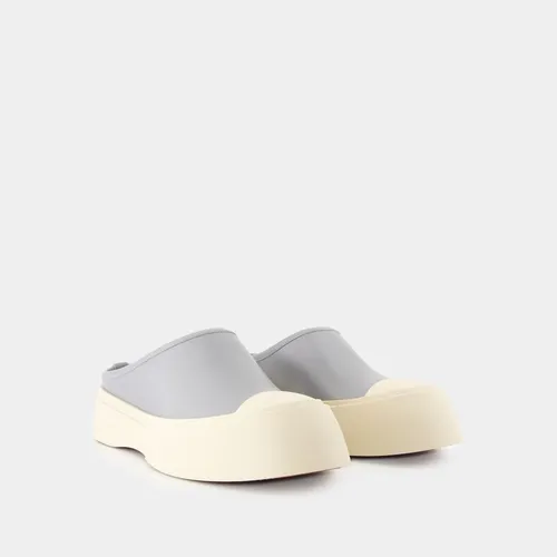 Shoes > Flats > Mules - - Marni - Modalova