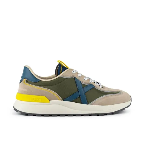 Shoes > Sneakers - - Munich - Modalova