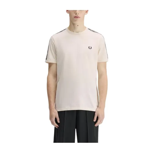 Tops > T-Shirts - - Fred Perry - Modalova