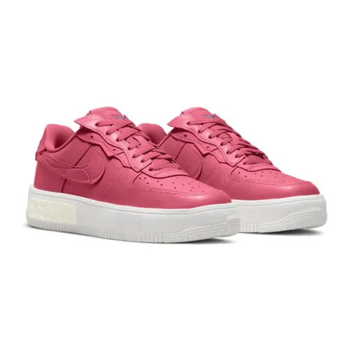 Nike - Shoes > Sneakers - Pink - Nike - Modalova