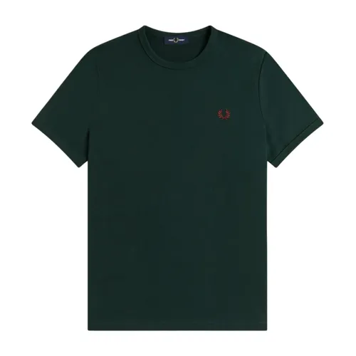 Tops > T-Shirts - - Fred Perry - Modalova