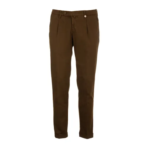 Myths - Trousers > Chinos - Brown - Myths - Modalova