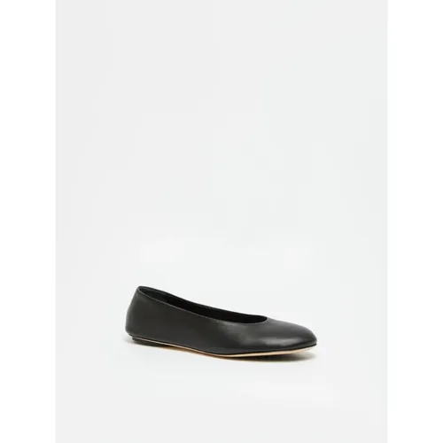Shoes > Flats > Ballerinas - - Weekend Max Mara - Modalova