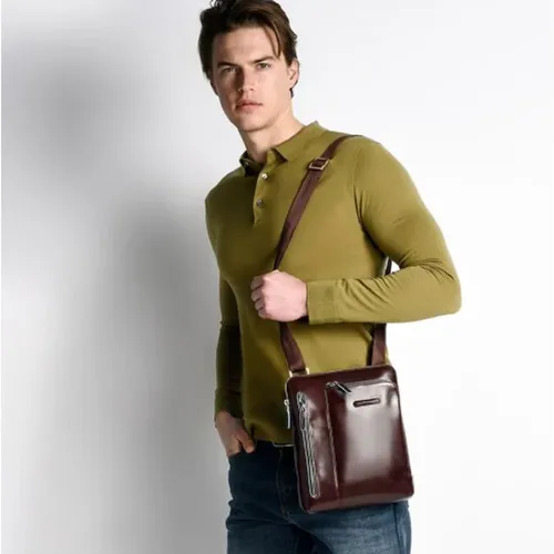 Bags > Messenger Bags - - Piquadro - Modalova