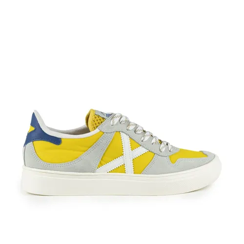 Shoes > Sneakers - - Munich - Modalova