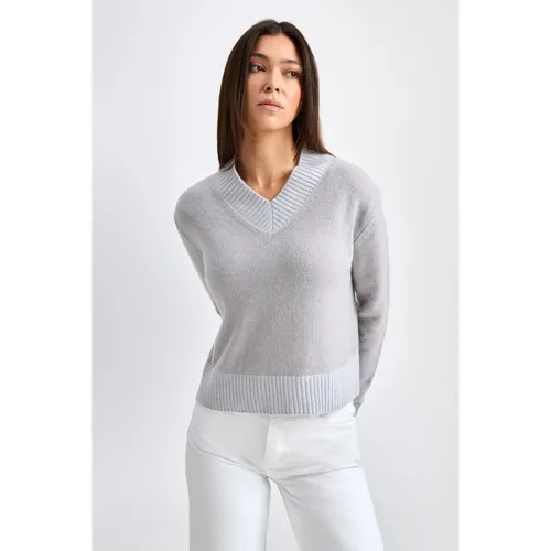 Knitwear > Cashmere Knitwear - - Cloeys - Modalova