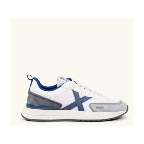 Shoes > Sneakers - - Munich - Modalova