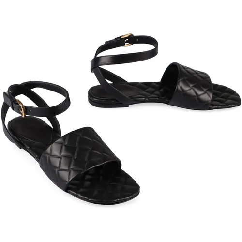 Shoes > Sandals > Flat Sandals - - Bottega Veneta - Modalova