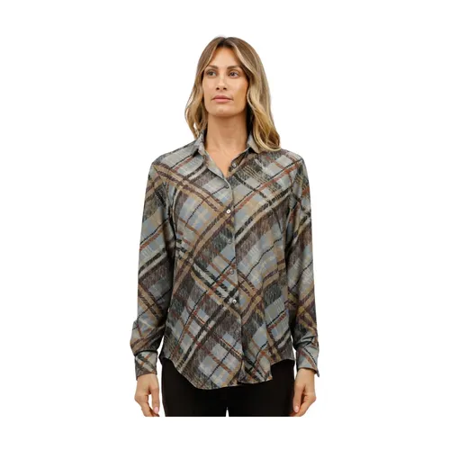 Blouses & Shirts > Shirts - - Caliban - Modalova
