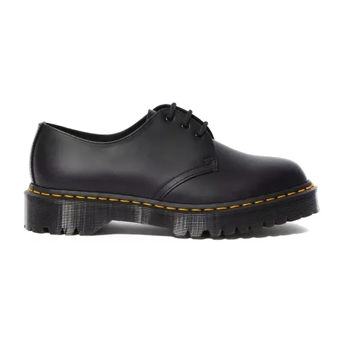 Shoes > Flats > Laced Shoes - - Dr. Martens - Modalova