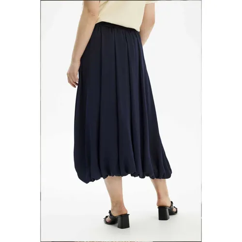 Skirts > Midi Skirts - - IN Front - Modalova