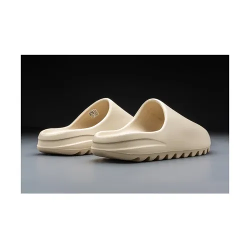 Shoes > Flip Flops & Sliders > Sliders - - Yeezy - Modalova