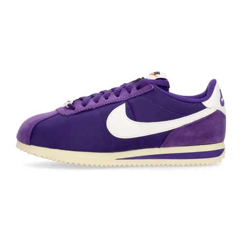 Nike - Shoes > Sneakers - Purple - Nike - Modalova